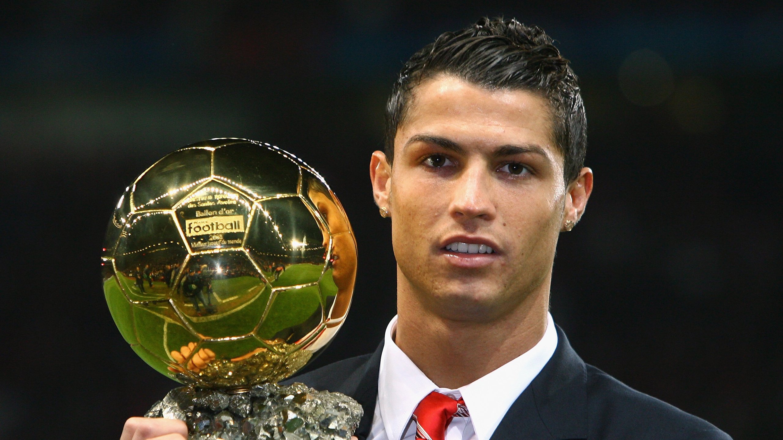 开云·体育官网-楚阿梅尼转会至皇家马德里，楚瓦梅尼